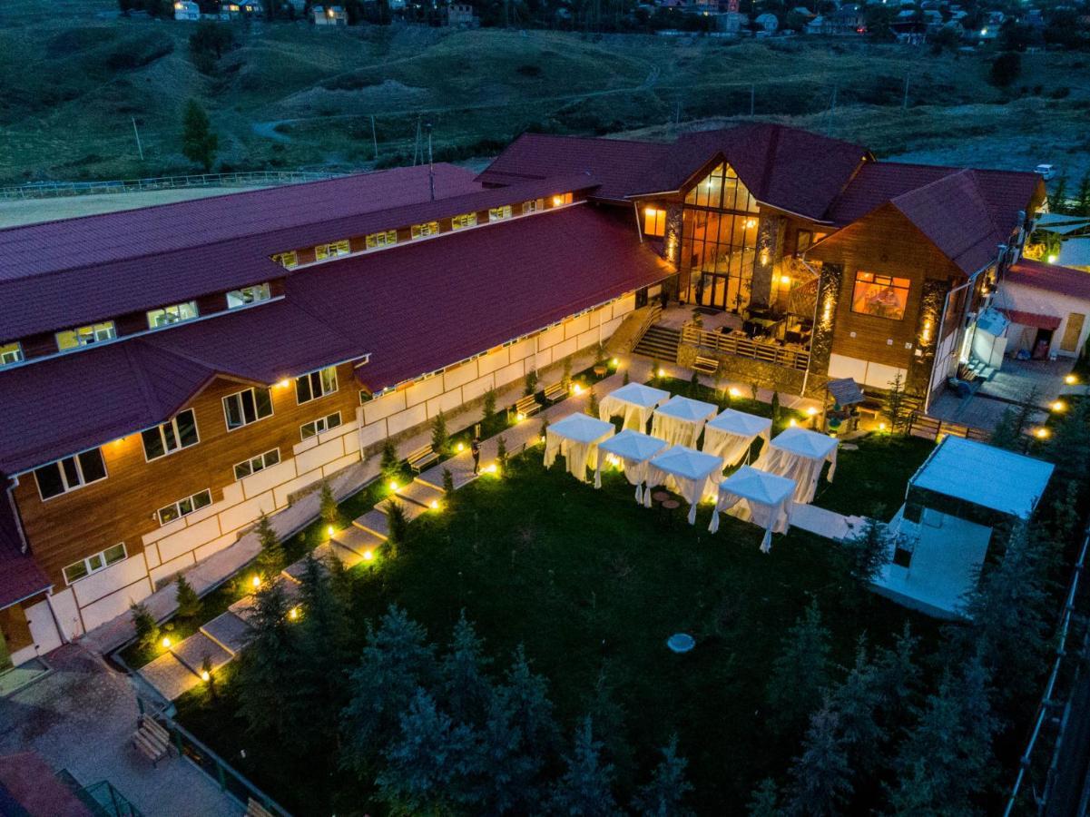 Ethno Resort 2025 Kek-Dzhar Luaran gambar